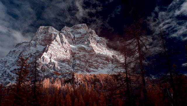 Home Sweet Home - Monte Pelmo in infrared